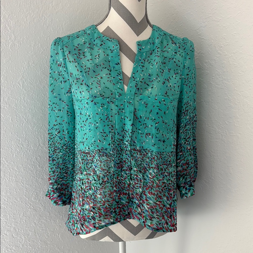 Green Relaxed Graphic Blouse with 3/4 Sleeves